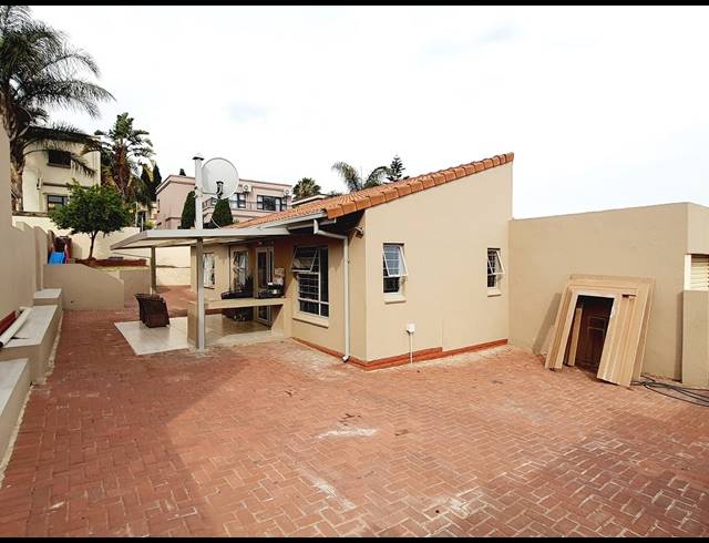 3 BEDROOM CLUSTER RENTED IN HALFWAY GARDENS